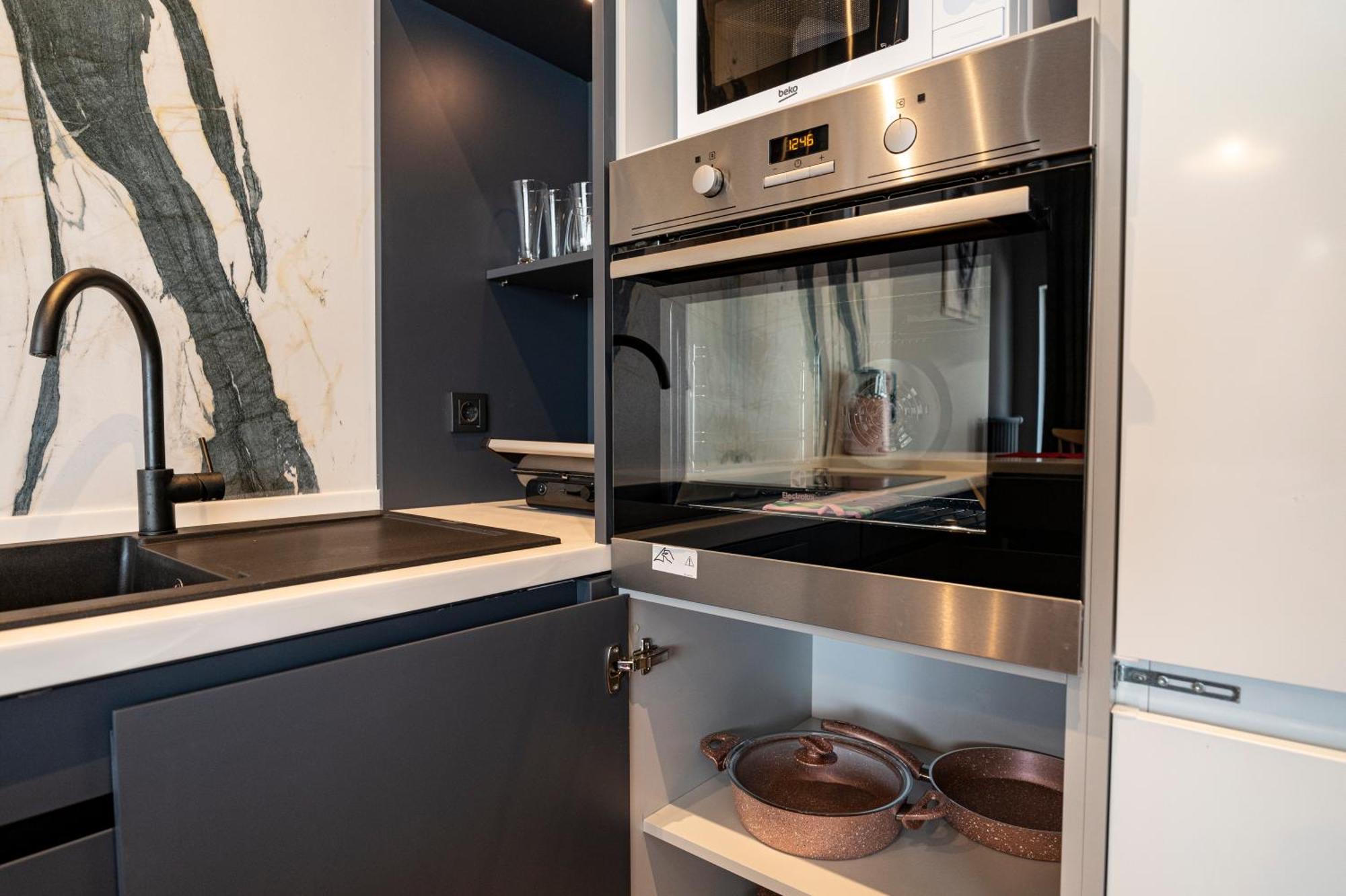 Beyoglu Benesta Residence, 1 Bedroom No-75 Daire *